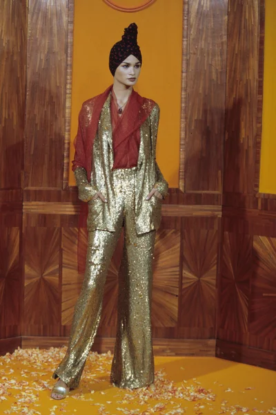 Look 21